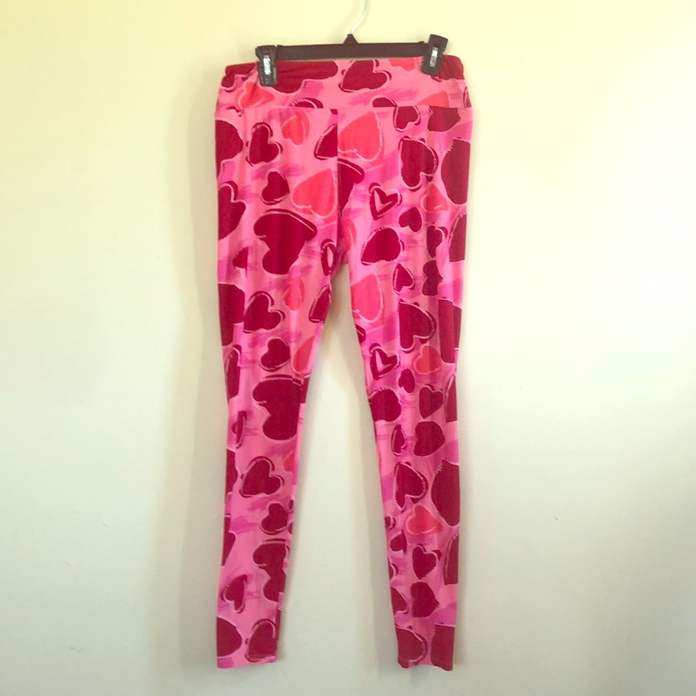 TC LulaRoe Valentine's Day leggings